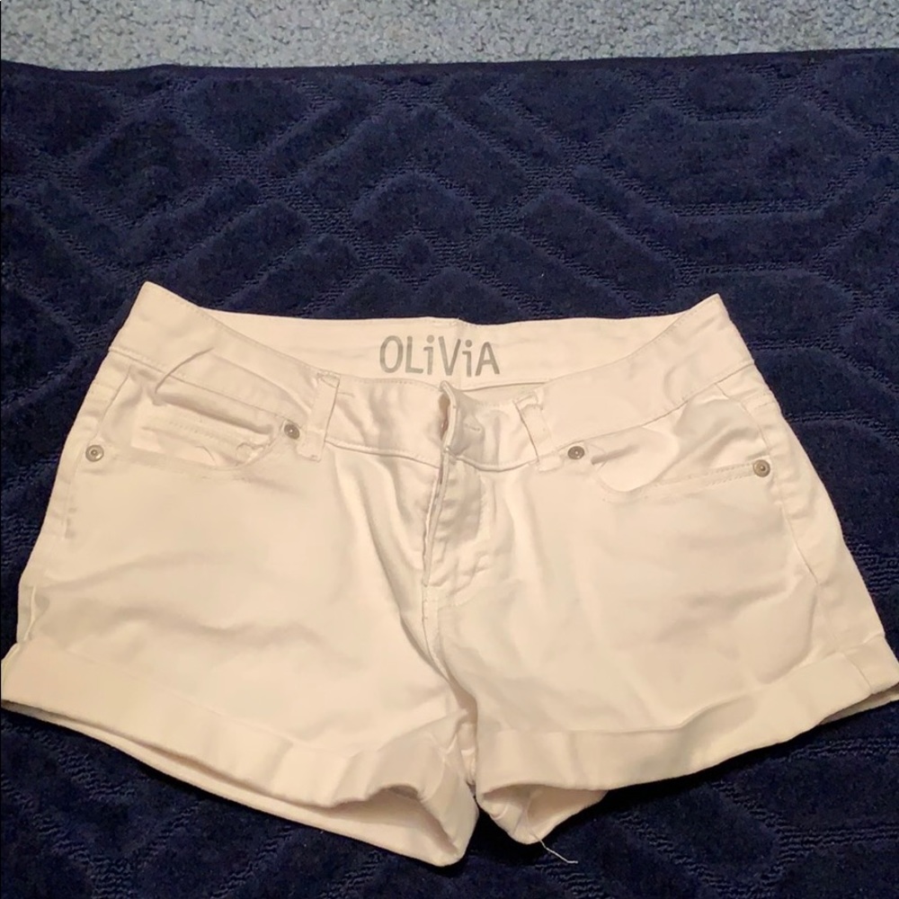 Size 5 White shorts stretch